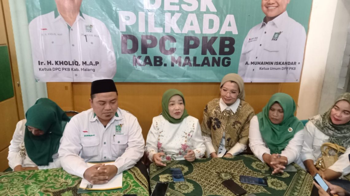Lathifah Shohib Didampingi Arzety Bilbina Daftar Bacabup Malang, Wakilnya Siapa? 1 Lathifah Shohib - Arzety Bilbina