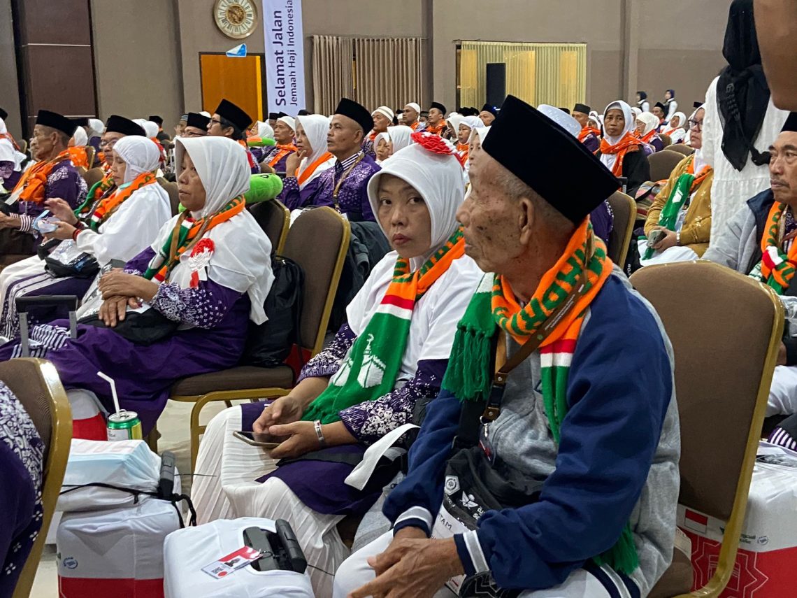 Dua Pasutri Jemaah Haji Embarkasi Surabaya Batal Berangkat 1 Rombongan Jemaah Haji