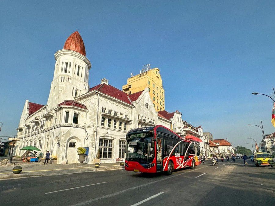 Suroboyo Bus.