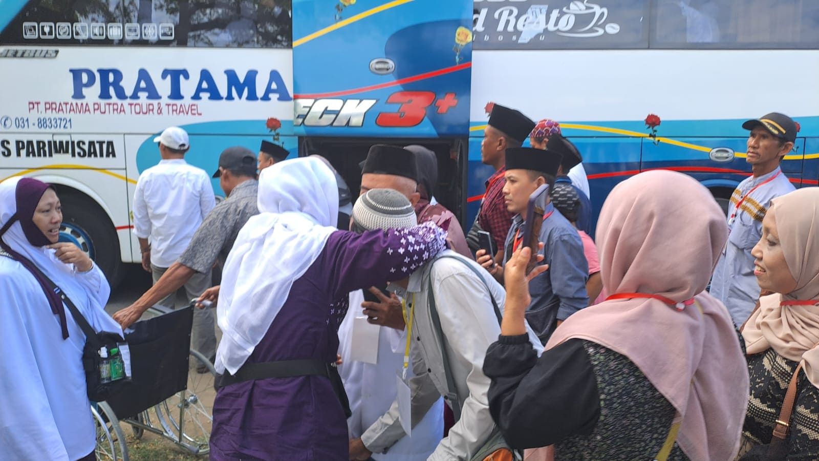 Kedatangan jamaah haji Tuban.