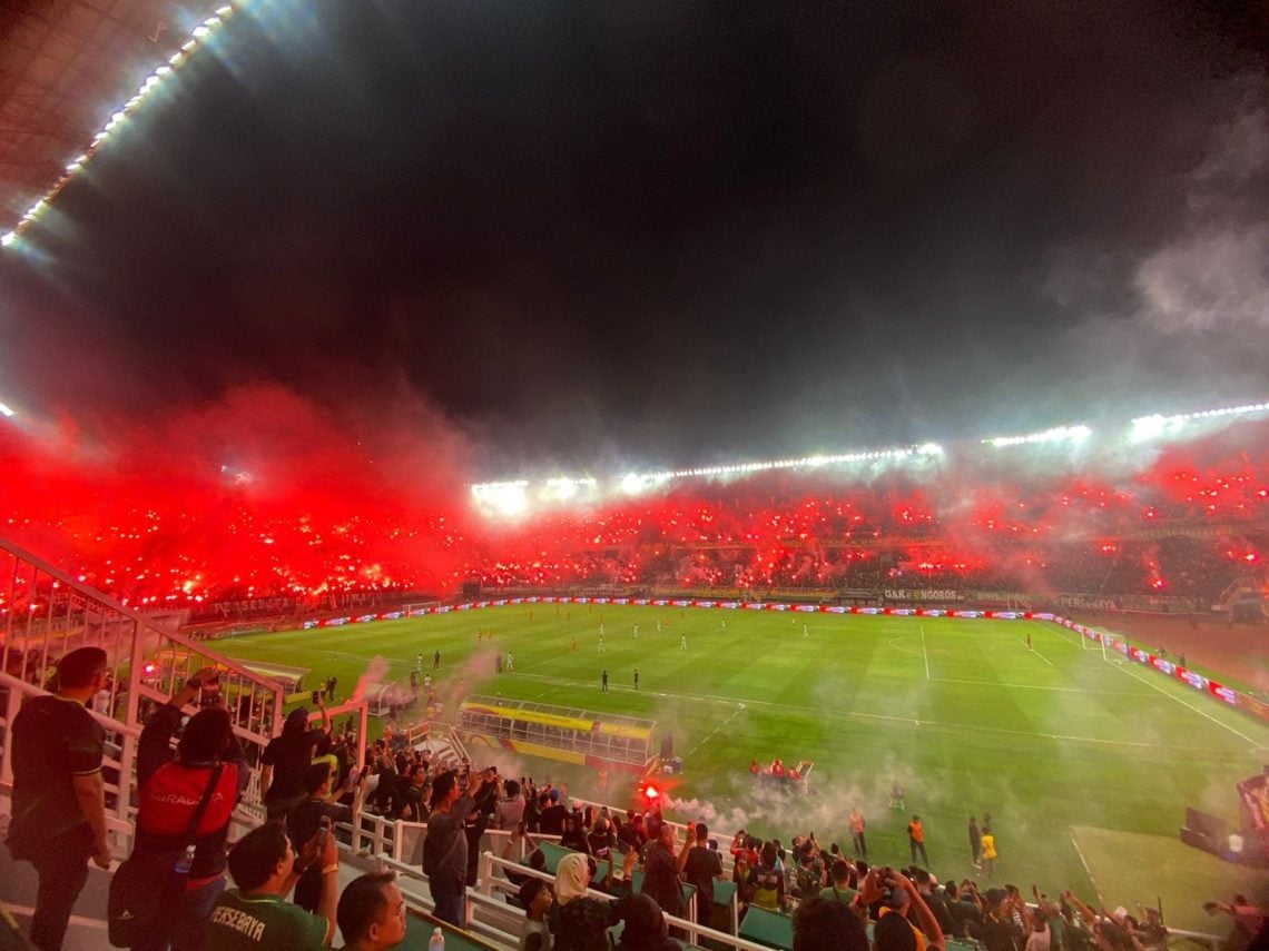 GBT Surabaya Menyala, 40 Ribu Suporter Rayakan 97th Anniversary Persebaya 1 Persebaya.