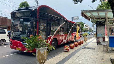 Suroboyo Bus.