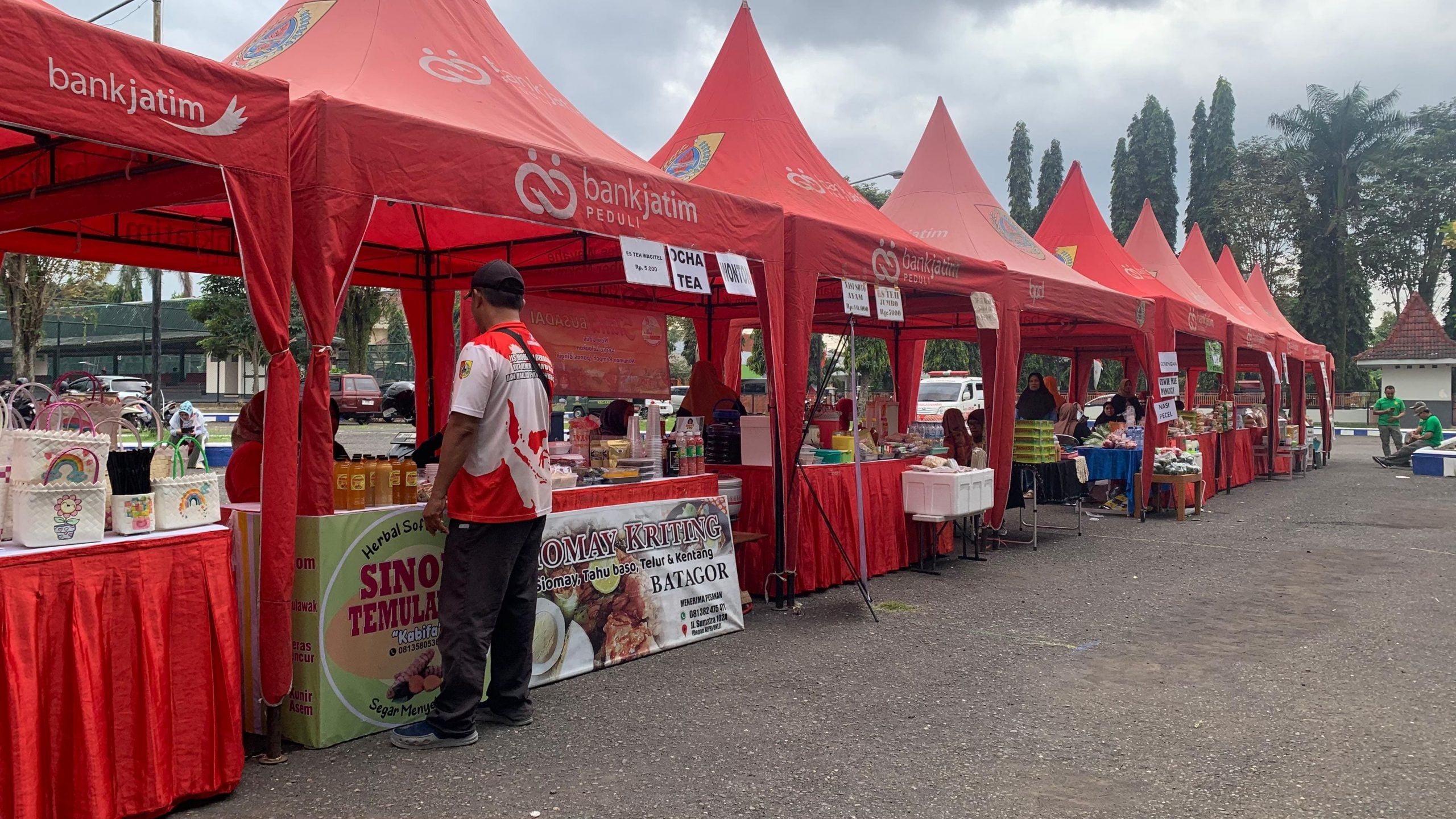 Lomba Senam Jantung Sehat, Bupati Jember Instruksikan Digelar Tiap Kecamatan 3 Senam jantung sehat di Jember.