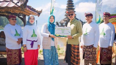 Pegadaian Sebar Eco Enzyme di Danau Batur