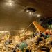 Kafe kolong di Jember.