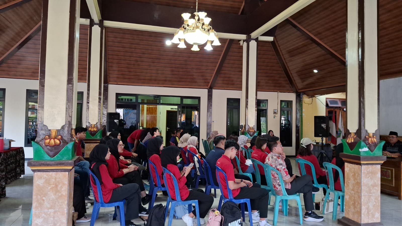Student Service Learning di Desa Srigading Malang.