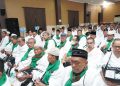 Jemaah haji Embarkasi Surabaya