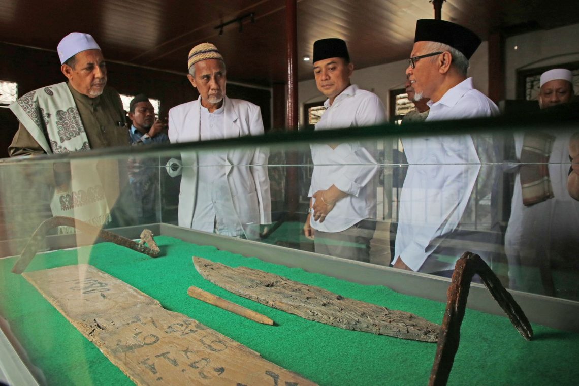 Langgar Gipo Surabaya