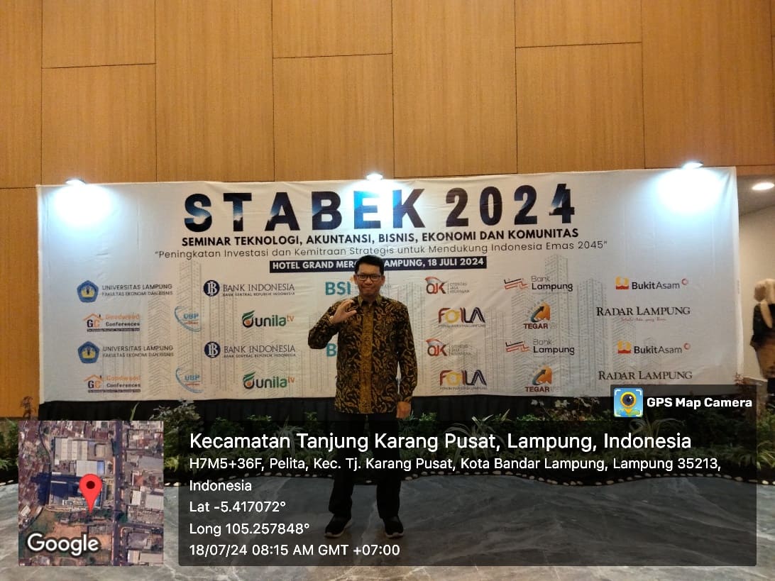 Tenaga Kependidikan Universitas Negeri Malang Presentasi Hasil Penelitian di Seminar Nasional STABEK Ke-8 2 124 1