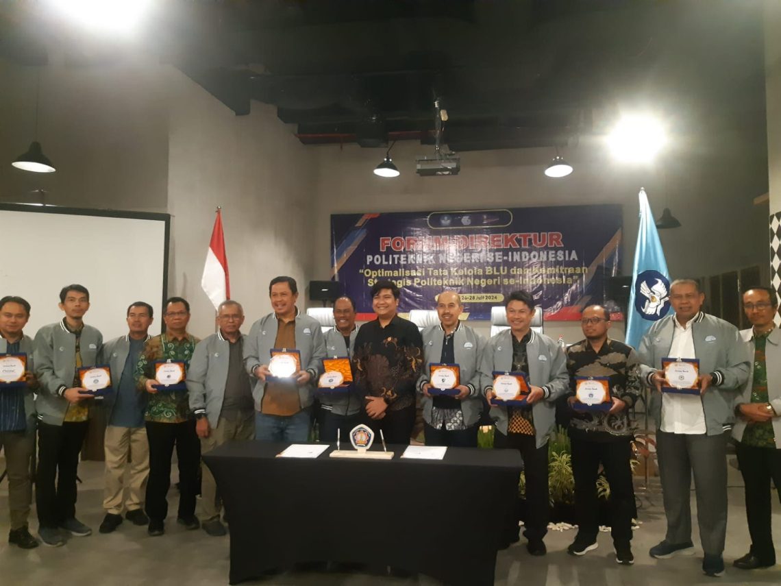 SeeMeCV Gandeng 14 Politeknik Negeri Se-Indonesia, Permudah Lulusan Cepat Kerja lewat Portal Koneksi Karir 1 SeeMeCV.