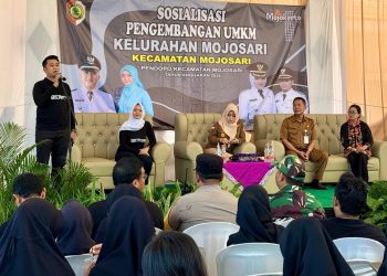 Ratusan Pelaku UMKM Mojosari Mojokerto Digembleng Melek Digital, Tingkatkan Nilai Jual hingga Omzet 1 Ratusan Pelaku UMKM Mojosari Mojokerto Digembleng Melek Digital, Tingkatkan Nilai Jual hingga Omzet