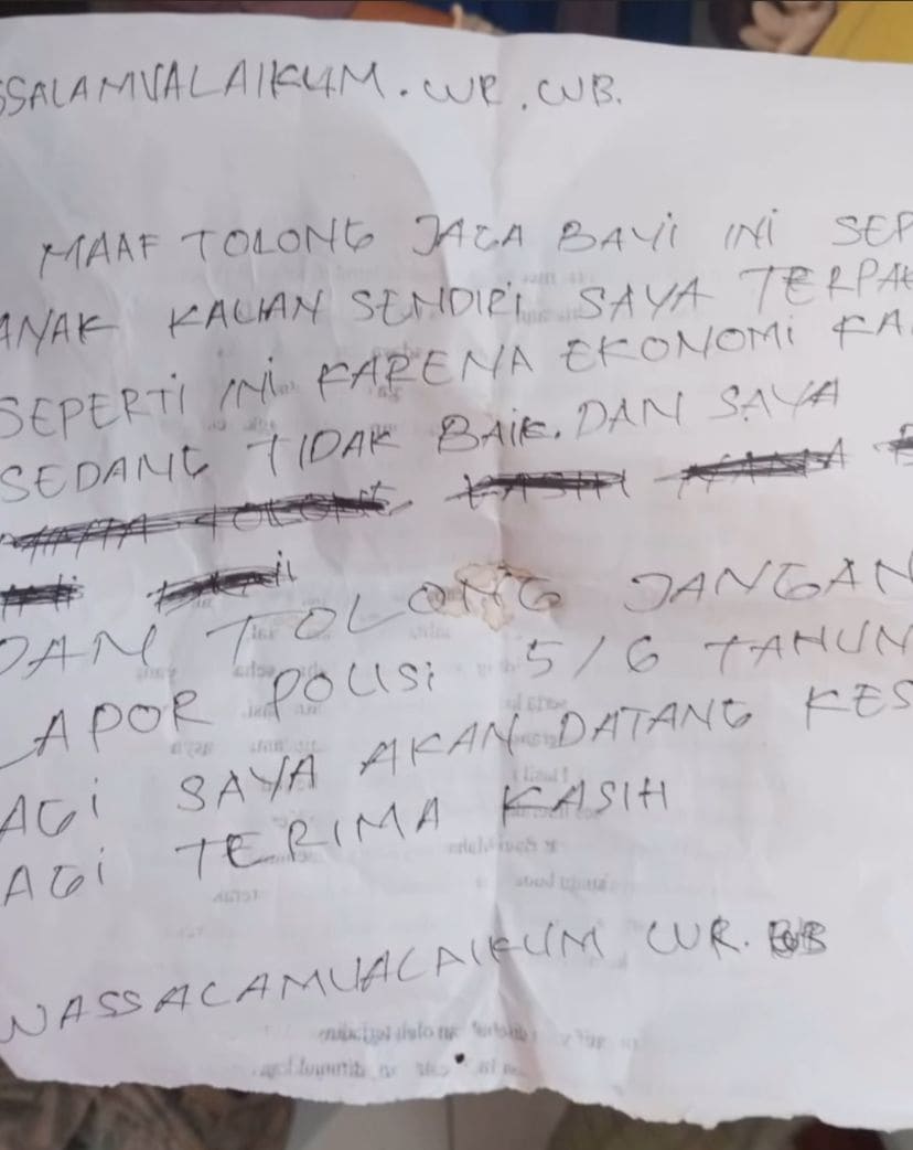 Buang bayi di Surabaya.