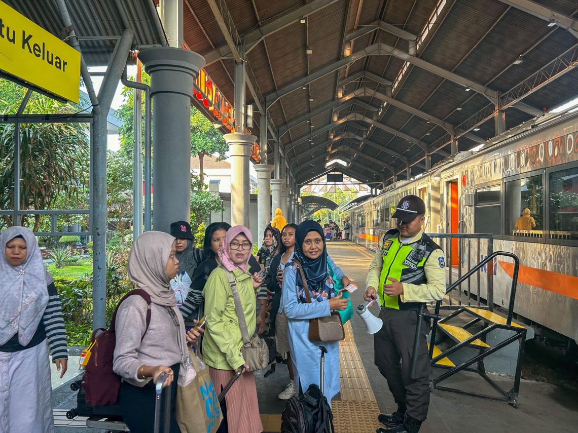 Libur Sekolah, 145 Ribu Penumpang Kereta Api Tinggalkan Surabaya 5 145 Ribu Penumpang Kereta Api Tinggalkan Surabaya