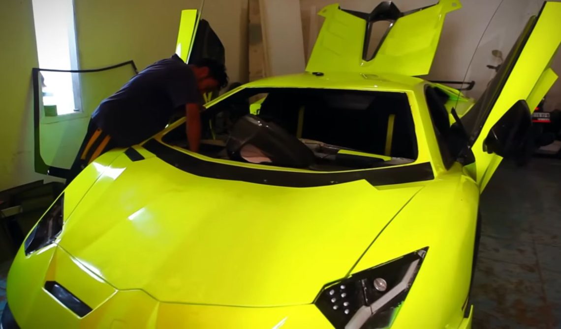 Pria Lulusan SMP Asal Batu Ini Berhasil Buat Replika Lamborghini Hingga Ekspor ke Amerika 5 Mahandika Bayu Aji Buat Replika Lamborghini Hingga Ekspor ke Amerika