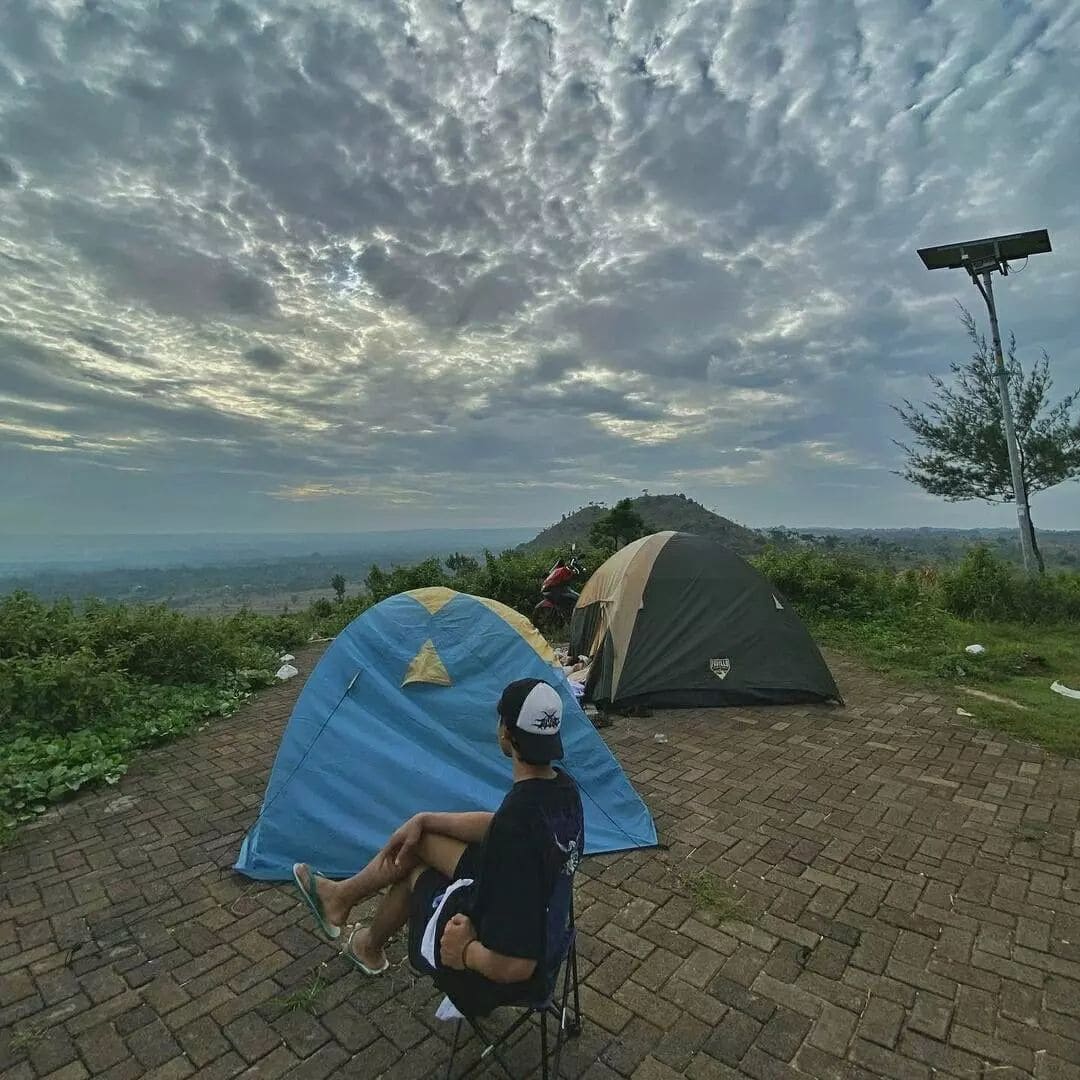 Wisata Bukit Glodakan Tuban.