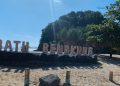 Batu Bengkung Beach