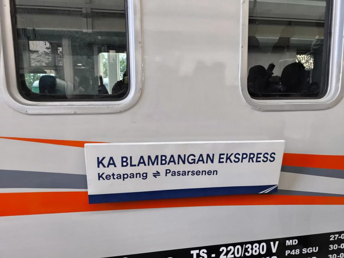 Jadwal Kereta Api Blambangan Ekspress Relasi Ketapang-Pasarsenen PP 1 KA Blambangan Ekspres