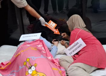Tersangka Pembunuhan IRT Peragakan 45 Adegan Sadis di Pakis, Terungkap Pelaku dan Korban Sempat Makan dan Salat Bersama 1 Pembunuhan IRT.