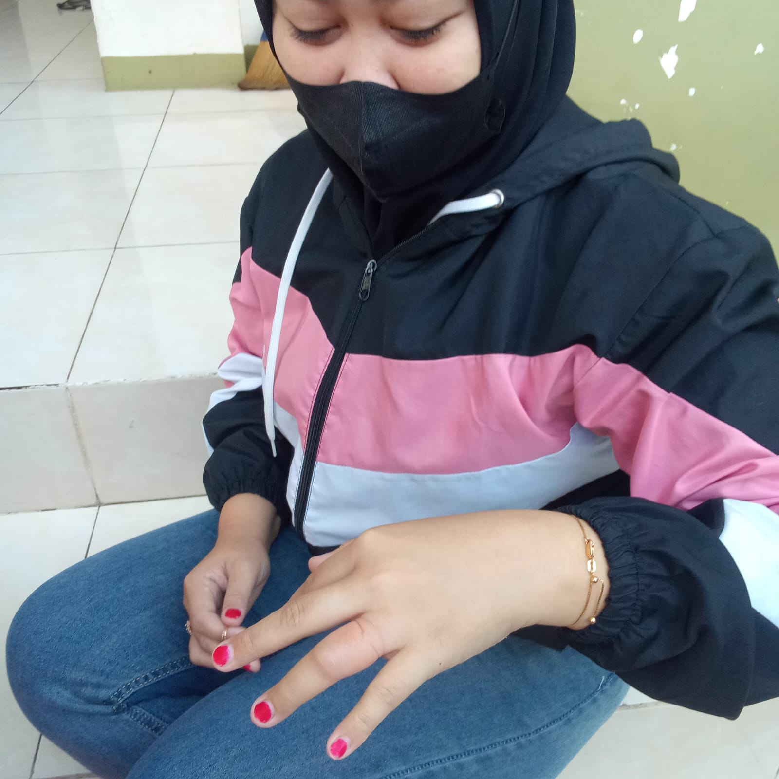 Cicin Terjebak 1