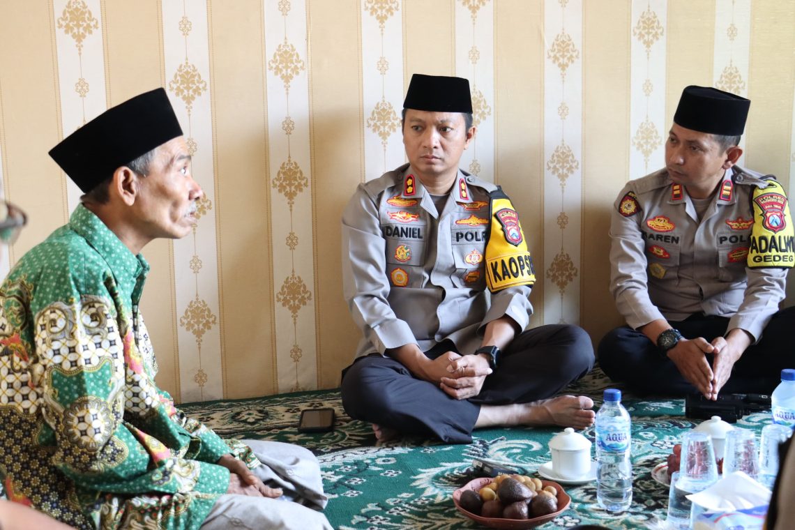 Mojokerto.
