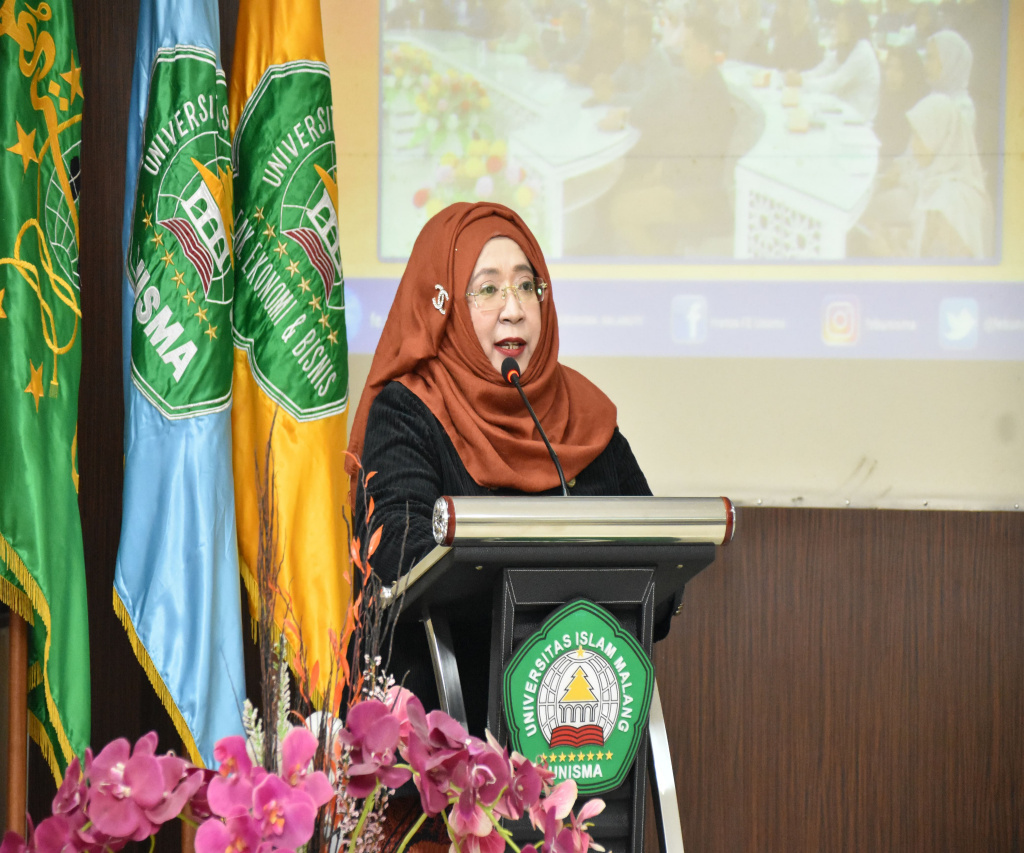 FEB Unisma Bersama OJK Kupas Prospek Karir di Sektor Keuangan 2 Nur Diana