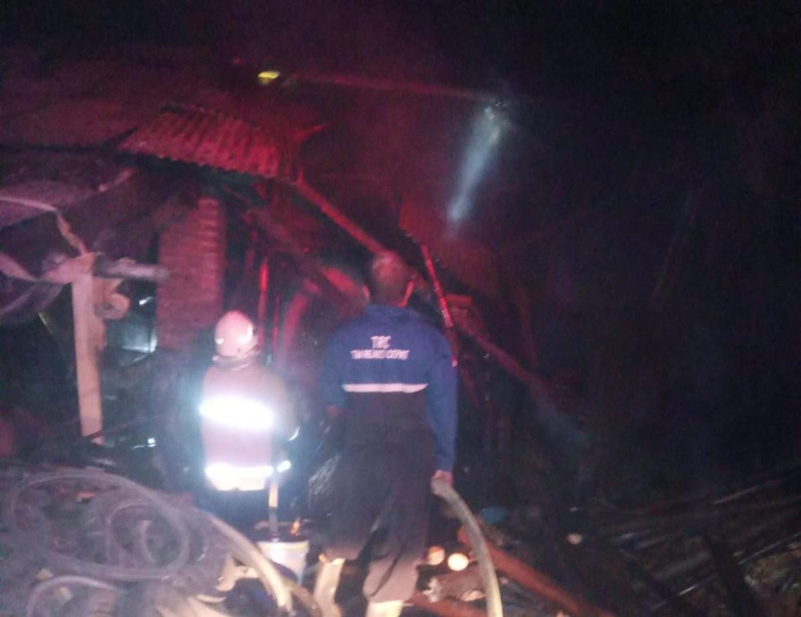 Pabrik Tahu di Mojokerto Terbakar, Penyebabnya Masih Samar 1 Pabrik Tahu
