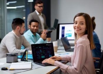 Peluang Karir di Era Digital: Profesi yang Paling Dicari Tahun Ini