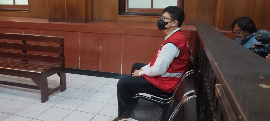 Komisi Yudisial Bakal Periksa Majelis Hakim PN Surabaya Usai Vonis Bebas Ronald Tannur di Kasus Pembunuhan Kekasih 1 PN Surabaya