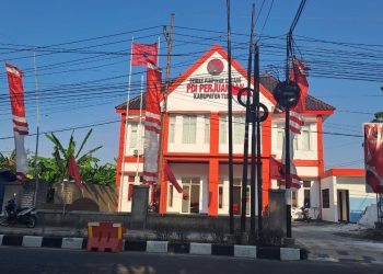 PDIP.
