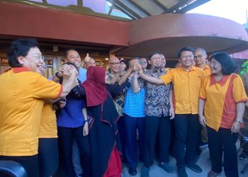 Iuran Ratusan Juta Resmi Dihapus usai Viral, Perseteruan Pengurus RW vs Sekolah Petra Surabaya Tuntas 2 Petra Surabaya.