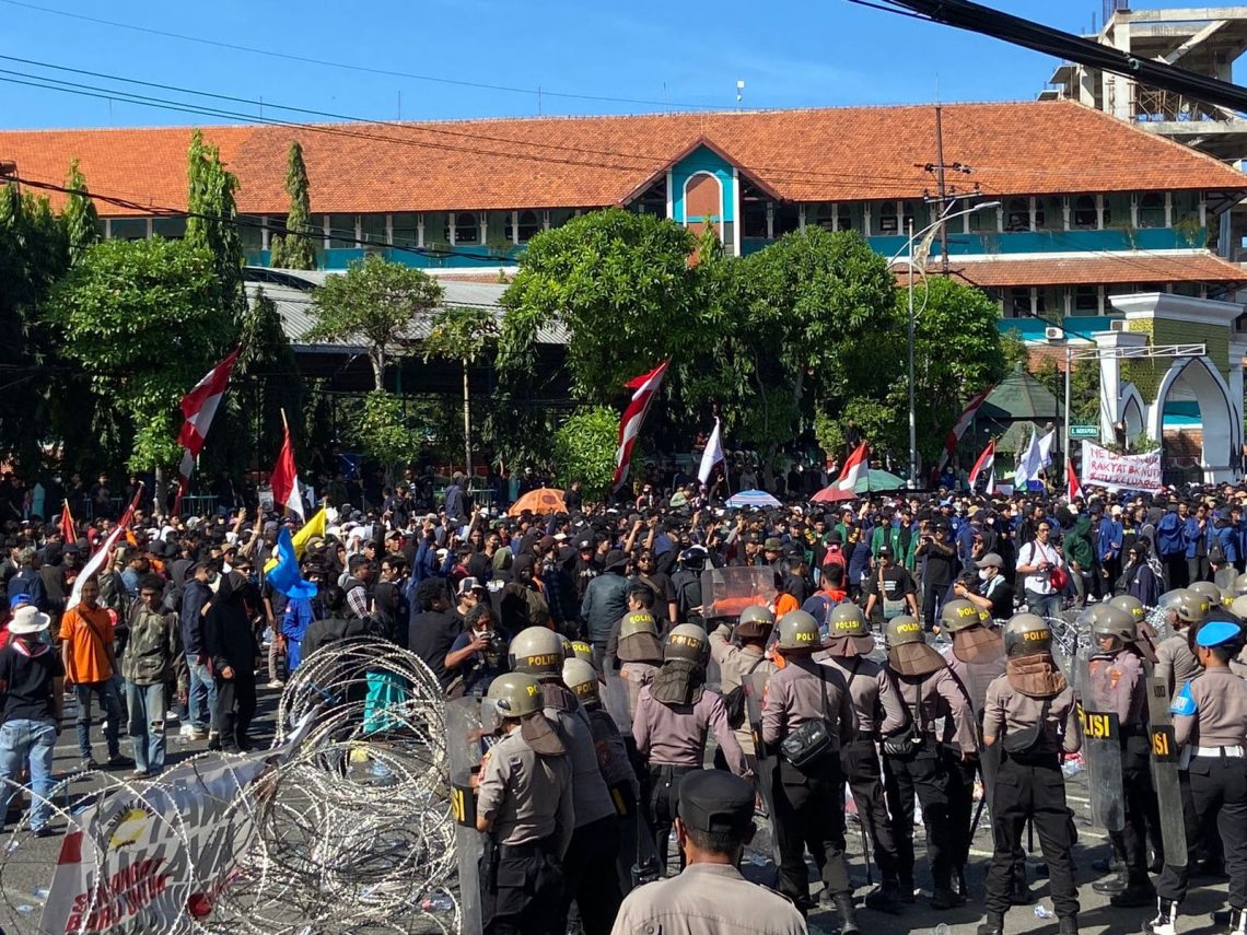 Demo Ricuh, DPRD Jatim Sepakati Tuntutan Massa Tolak RUU Pilkada 2024 1 RUU Pilkada.