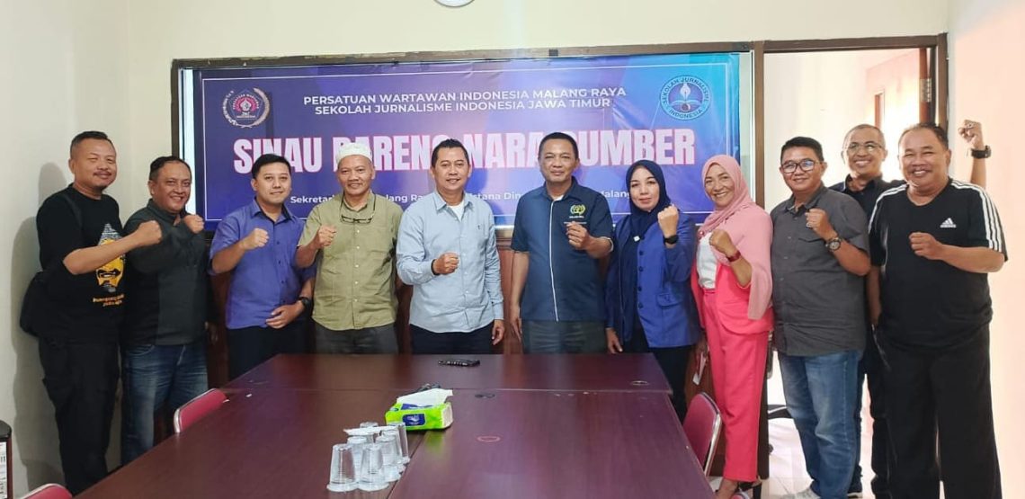 Direksi Perumda Tugu Tirta Kota Malang Kunjungi PWI Malang Raya, Perkenalkan Program SAPA WARGA 1 Perumda Tugu Tirta.