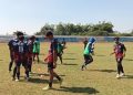 Sepak bola.