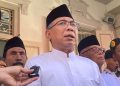 Kiai sepuh.