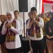 Daftar Pilgub Jatim 2024, Khofifah-Emil Kompak Pakai Kemeja Putih Naik Ul-Daul 8 Khofifah-Emil.