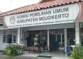 Caleg terpilih.