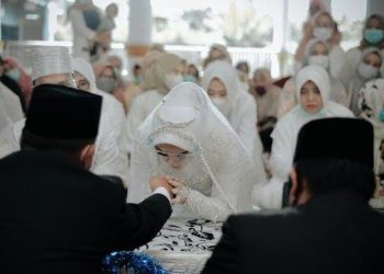 Pernikahan dini.