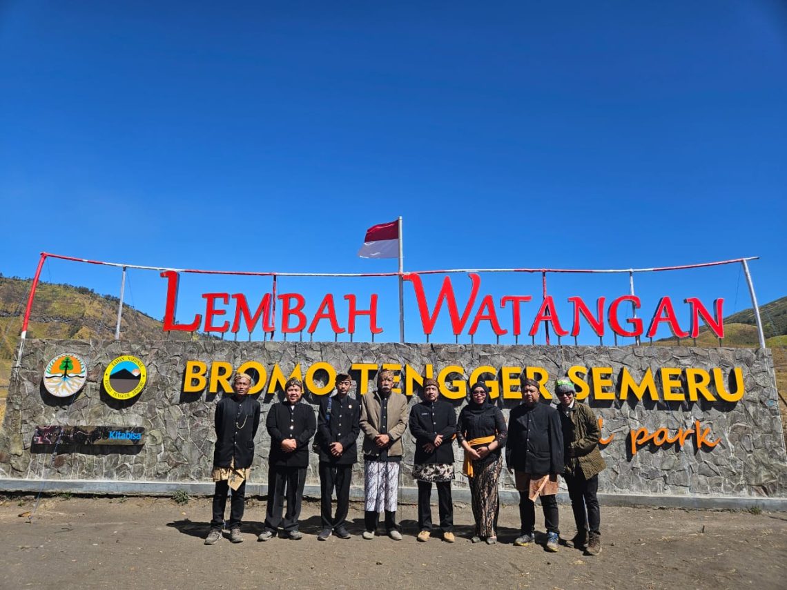 Nama Bukit Teletubbies, Bukit Cinta dan Bukit Kingkong Dihapus dari Wisata Gunung Bromo, Ini Nama Barunya 1 Lembah Watangan