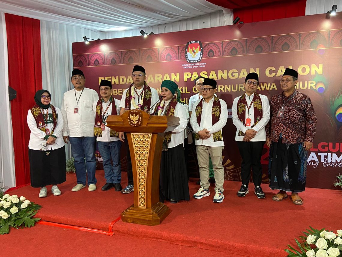 Luluk Nur Hamidah dan Lukmanul Khakim
