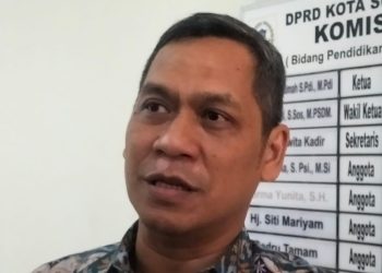 DPRD Surabaya.