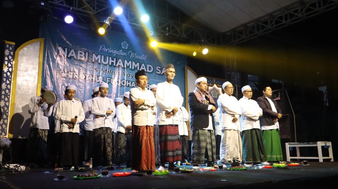 Peringati Maulid Nabi dan Milad Ke-8, Yayasan Shirothul Fuqoha’ Gondanglegi Malang Ajak 1.700 Santri Bersalawat 1 Yayasan Shirothul Fuqoha’.