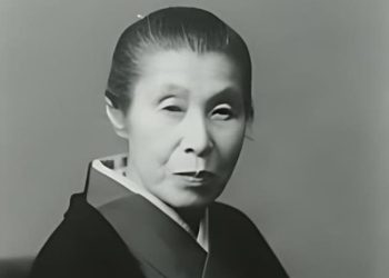 Nama artis Jepang perempuan.