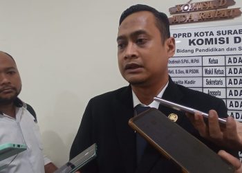 Papan reklame.