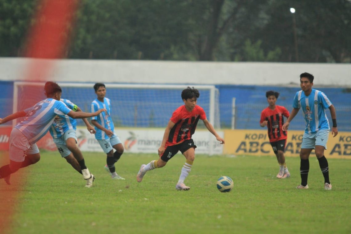PS Mojokerto Putra.