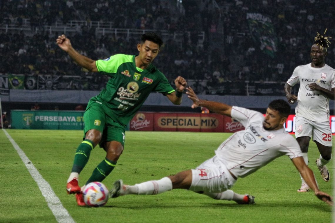 Debut di GBT, Malik Risaldi Balas Persis Solo lewat “Brace” untuk Persebaya Surabaya 1 Malik Risaldi.