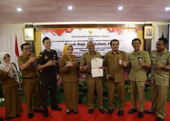 Sertifikasi tanah.
