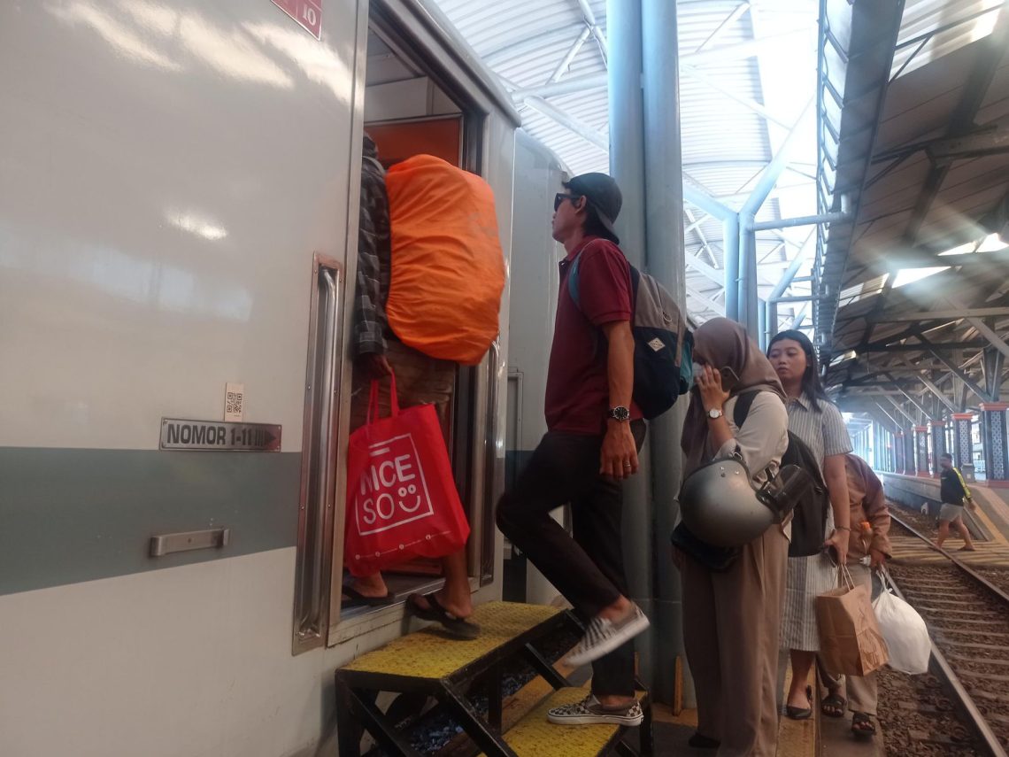 Stasiun Kereta Api