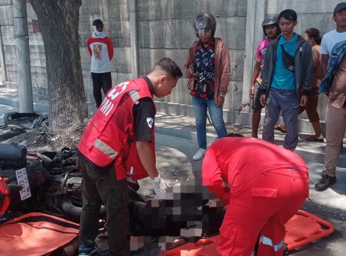 Dua Motor Adu Moncong di Gedeg Mojokerto, Satu Remaja Tewas 1 Motor.