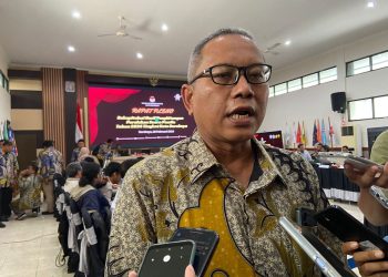 Ketua KPU Surabaya Soeprayitno