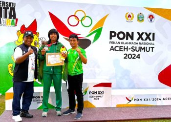 Rektor UNESA Nur Hasan